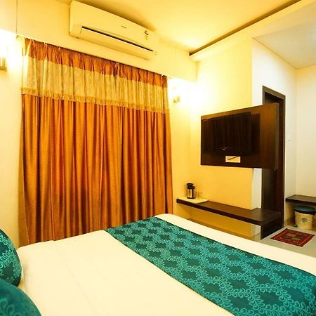 Hotel Aarya Inn Raipur  Ngoại thất bức ảnh