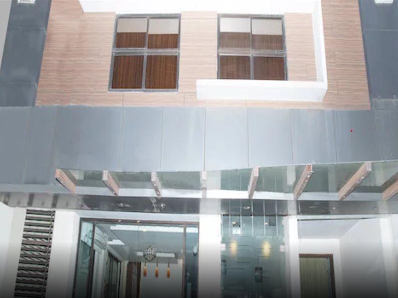 Hotel Aarya Inn Raipur  Ngoại thất bức ảnh